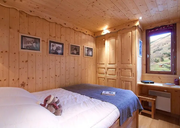 Quirlies By Leavetown Vacations