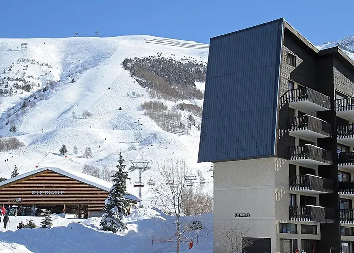 Quirlies By Leavetown Vacations