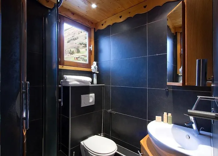 Quirlies By Leavetown Vacations Ле дез Альп