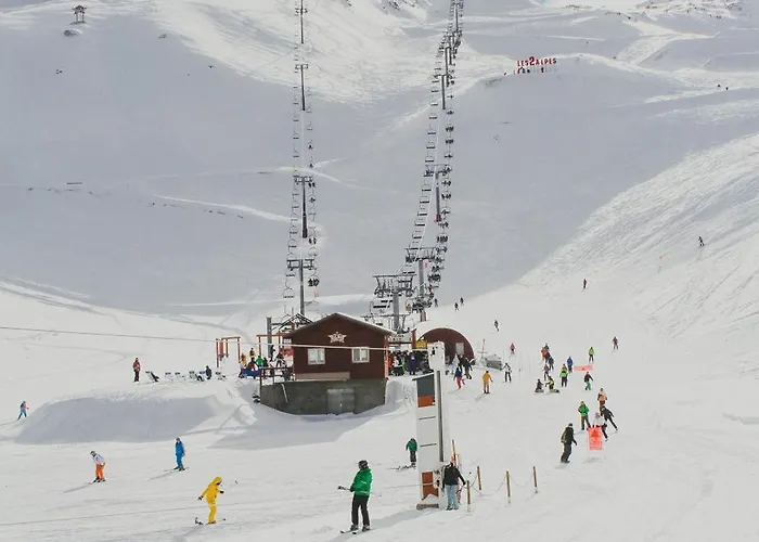 Quirlies By Leavetown Vacations